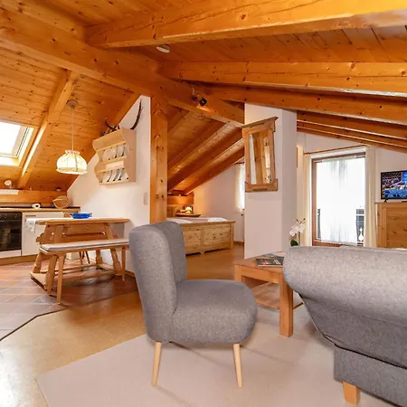 Gaestehaus Weissenbacher-ferienwohnungen Appartamento *