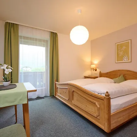 Apartamento Gaestehaus Weissenbacher-ferienwohnungen *