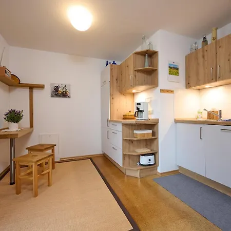 Gaestehaus Weissenbacher-ferienwohnungen Marquartstein